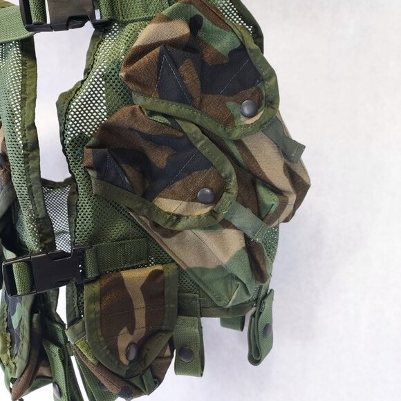 US Army Load Bearing Vest LBV Woodland Camo Tactical Harness Adjustable NEW - Picture 4 of 15